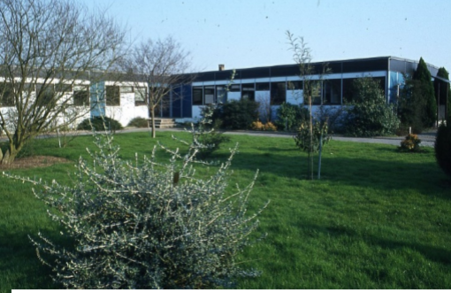 1980 : le laboratoire des plantes ornementales construit en 1972 &agrave; proximit&eacute; de la station d'arboriculture